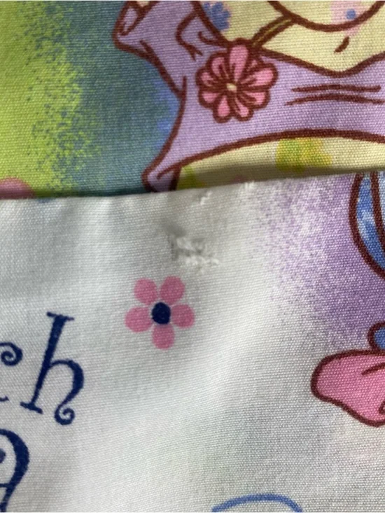 Disney Winnie the Pooh "Such a Lazy Day" V-neck scrub top Women Large Flaw - Picture 14 of 15